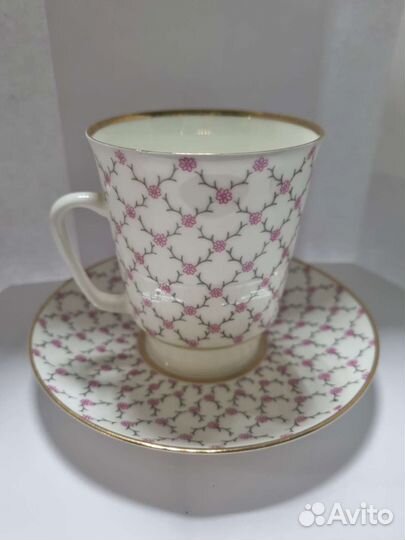 Чашка с блюдцем 