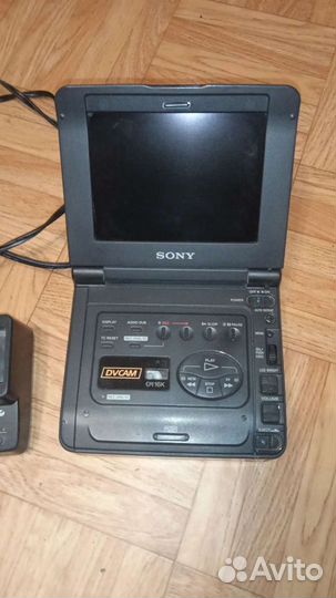 Монтажный видеорекодер sony