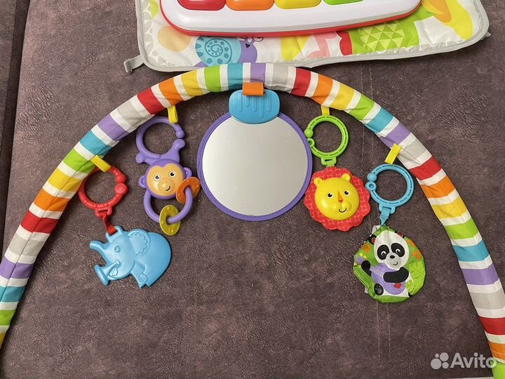 Развивающий коврик с пианино