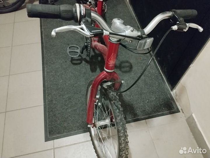 Продам велосипед Schwinn Lula 20