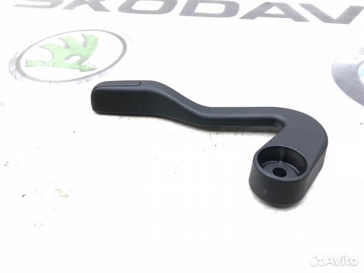 Ручка регулировки положения руля Skoda Octavia Rs