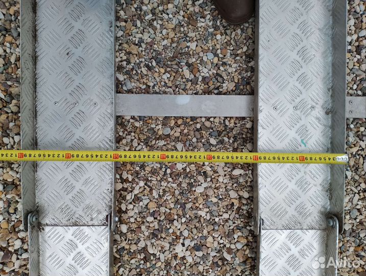 Пандус для инвалидной коляски подъемный