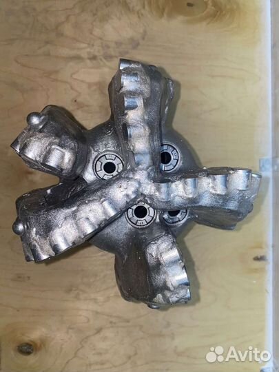 Долото PDC бит 215,9/220,7