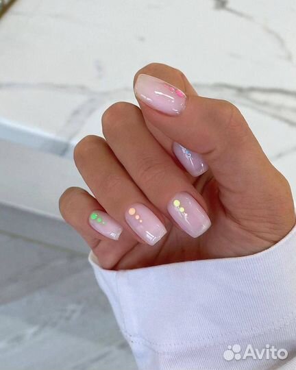 Маникюр на дому