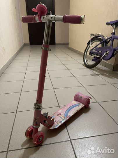 Самокат доя девочки