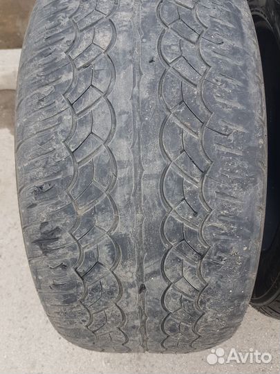 Yokohama Parada Spec-X 305/50 R20