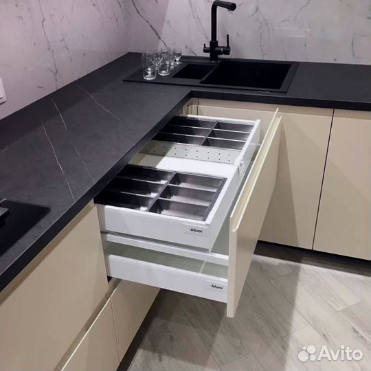 Кухонный гарнитур угловой маленький на заказ