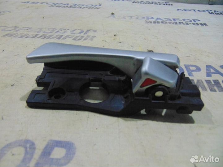 Ручка двери внутренняя левая для Hyundai Solaris 1