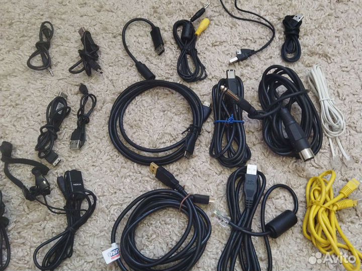 Зарядное устройство, скоростные кабеля, за всё