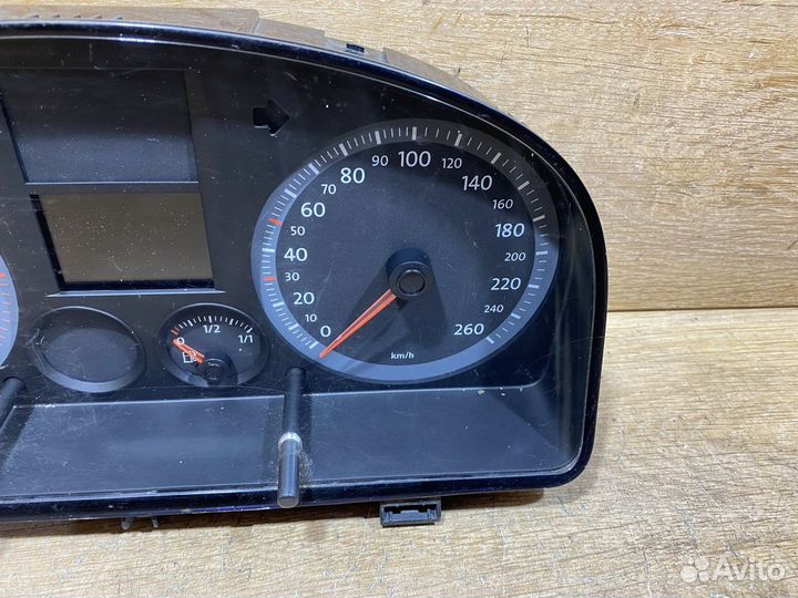 Панель приборов Volkswagen Caddy 3 дизель 112188