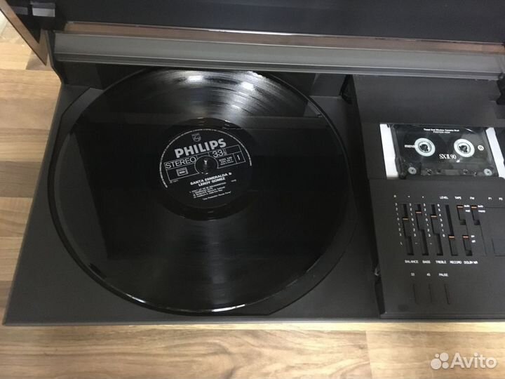 Музыкальный центр Bang Olufsen 2200