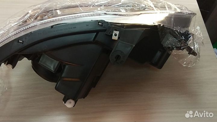 Фара левая Chevrolet Cobalt Ravon R4