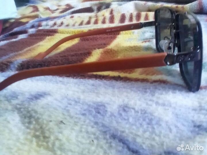 Солнцезащитные очки