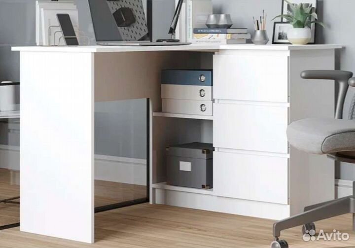 Стол компьютерный угловой