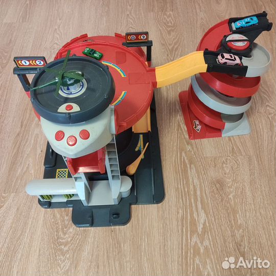 ELC - Гоночный трек 