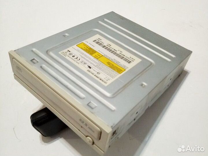 Дисковод CD-ROM drive SH-C-522