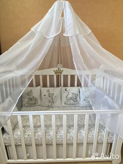 Детская кроватьс универсальным маятником+ матрас