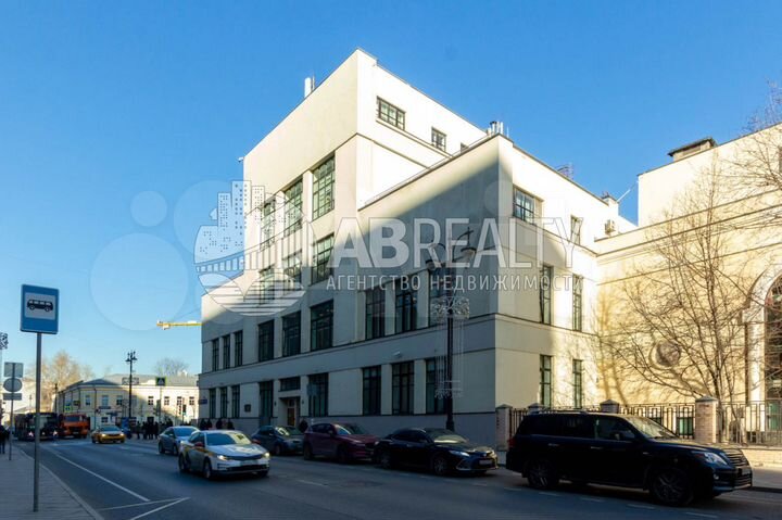 Здание 5014 м² на Большой Ордынке