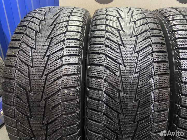 Hankook Winter I'Cept iZ 2 W616 225/45 R17 94T