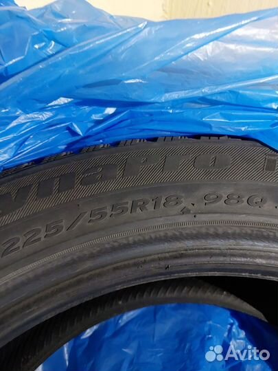 Hankook Radial RA18 255/55 R18 J