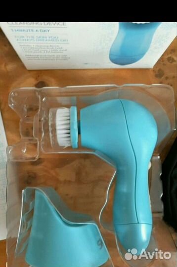 Аппарат для очищения кожи лица. Новый