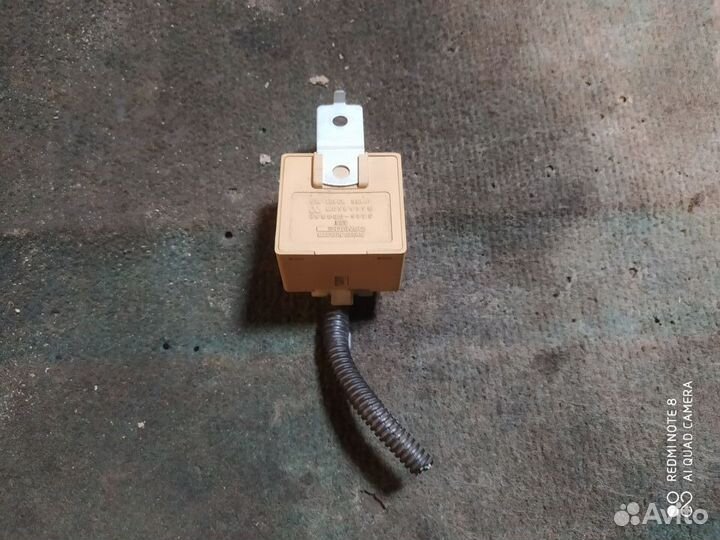 Реле уровня масла Mitsubishi Galant 7