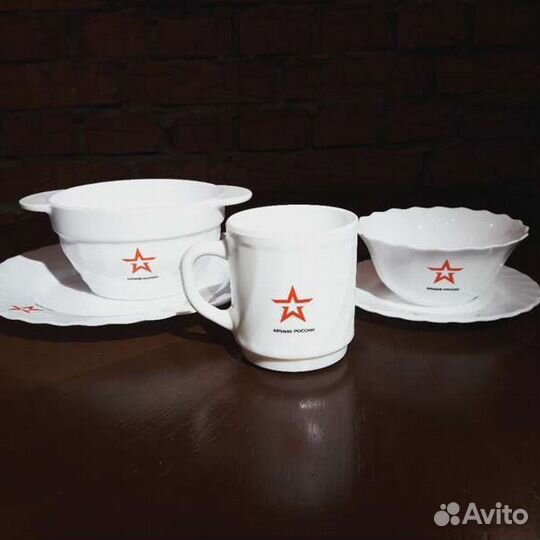 Фарфоровая супница