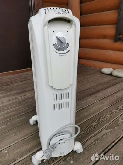 Обогреватель масляный DeLonghi