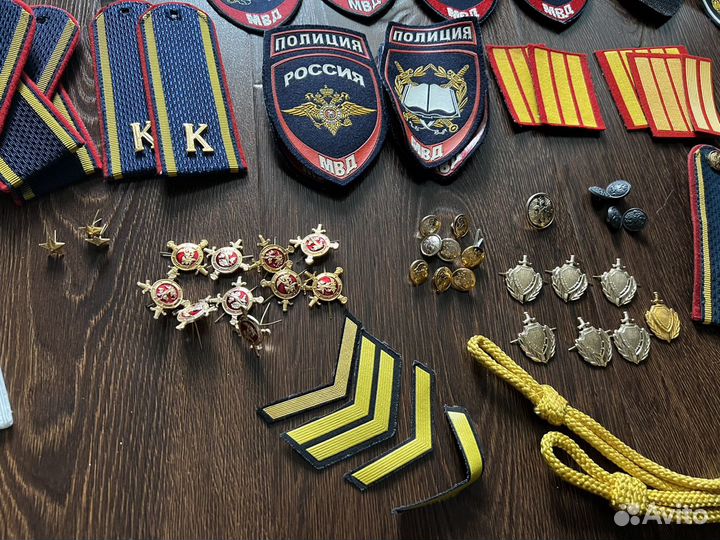 Фурнитур, погоны, шефроны