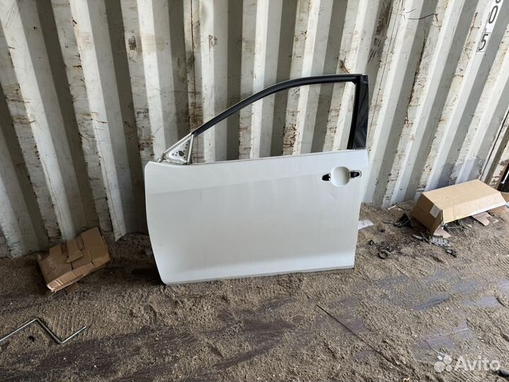 Дверь передняя левая Toyota camry v55