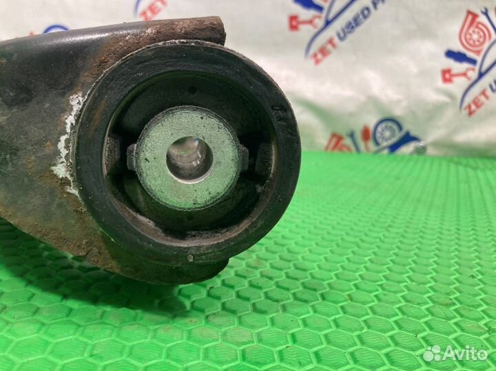 Рычаг подвески задний правый Volkswagen Touareg NF