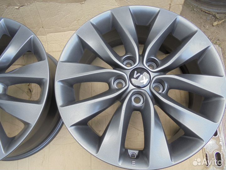 Оригинальные литые диски Kia Optima 7,5JR17 et52.5