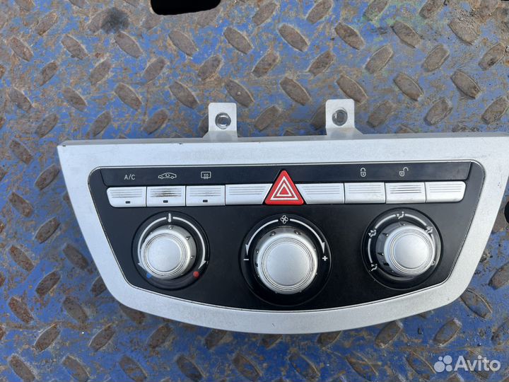 Блок управления печкой Lifan Solano 620