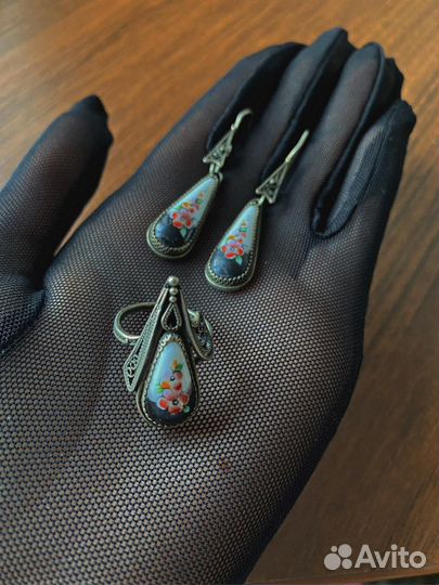 Серьги и кольцо финифть СССР комплект