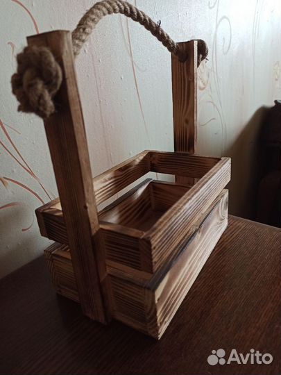 Деревянный ящик