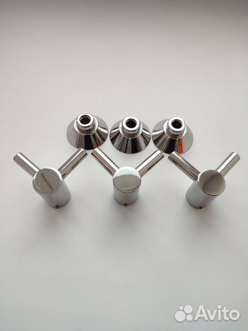 Крючки для одежды