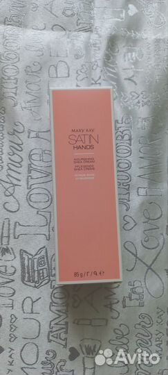 Продукция Мэри кэй (ароматы, помада, крем итд)