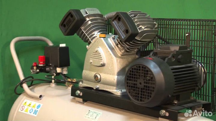 Поршневой компрессор Remeza сб 4/С-100 LB 30 A