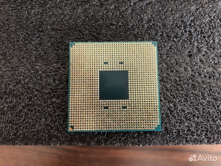 Процессор AMD Ryzen 7 Pro 1700X