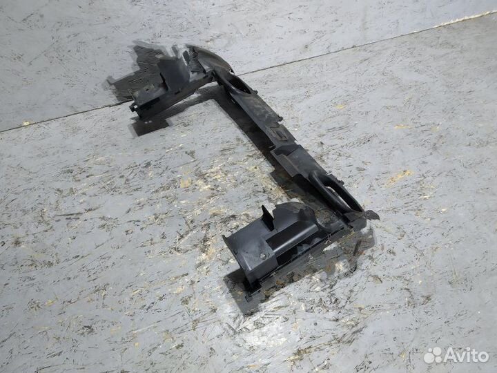 Воздуховод радиатора Mercedes C-Class W203