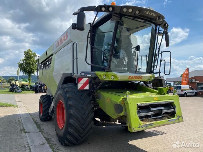 Комбайн Claas Lexion, 2022