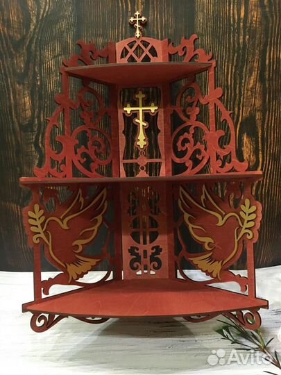 Угловая полка для икон