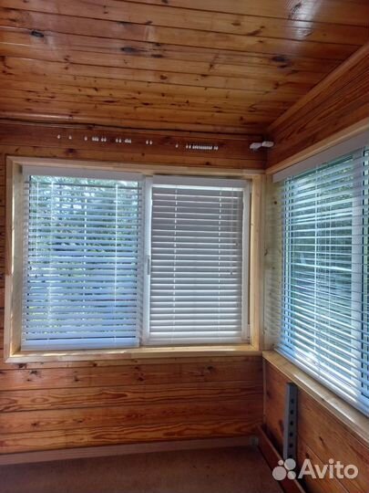 Деревянные горизонтальные жалюзи