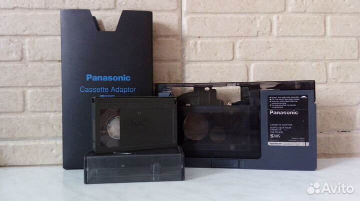 Panasonic кассетный адаптер VHS-C - VHS