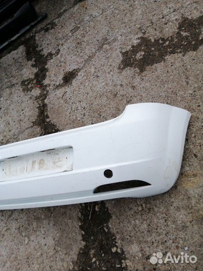 Задний бампер fiat grant punto 3 цвет белый