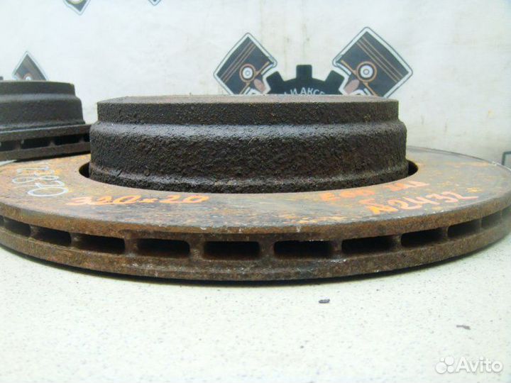 Диск тормозной задний Bmw 5 E60 M57N2 2008