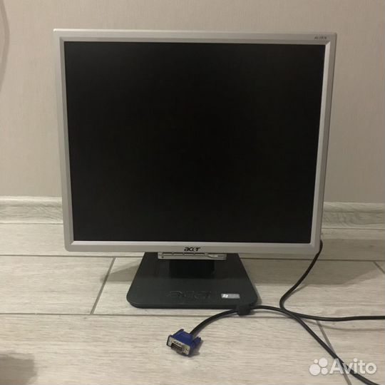 Жк-монитор 19