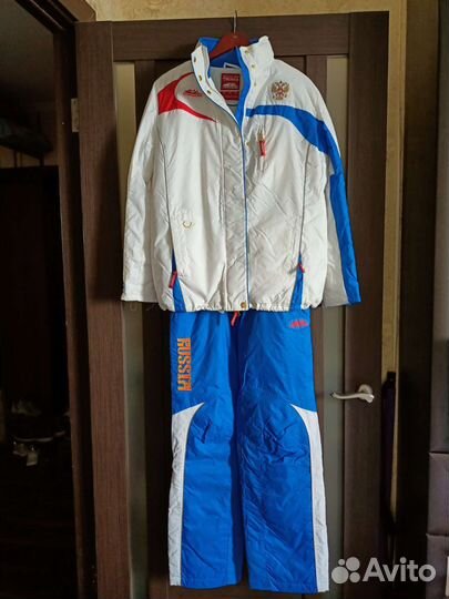 Спортивный костюм новый