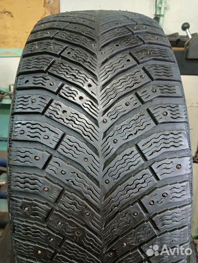 Michelin X-Ice North 4 245/45 R19 102H