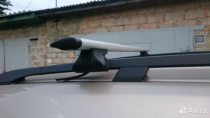 Багажник на рейлинги Интер Favorit крыло